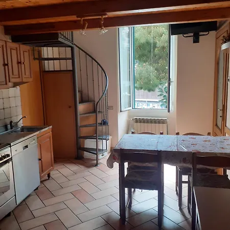 Torre Saracena Apartment *